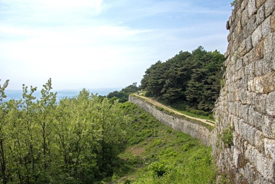 https://mdw-travel-data-us-east-1.s3.amazonaws.com/img/country/South-Korea/Sangdangsanseong-Fortress/img_01.jpg