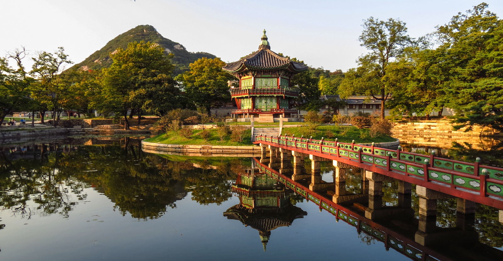 https://mdw-travel-data-us-east-1.s3.amazonaws.com/img/country/South-Korea/Seonam-Lake-Park/img_03.jpg