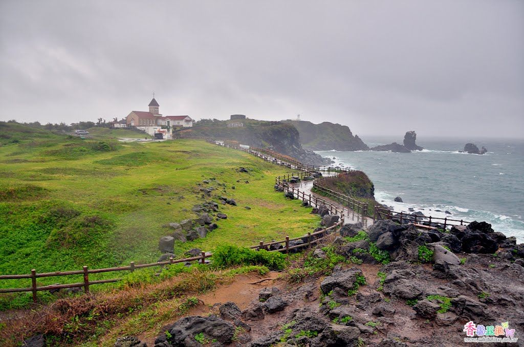 https://mdw-travel-data-us-east-1.s3.amazonaws.com/img/country/South-Korea/Seopjikoji/img_01.jpg