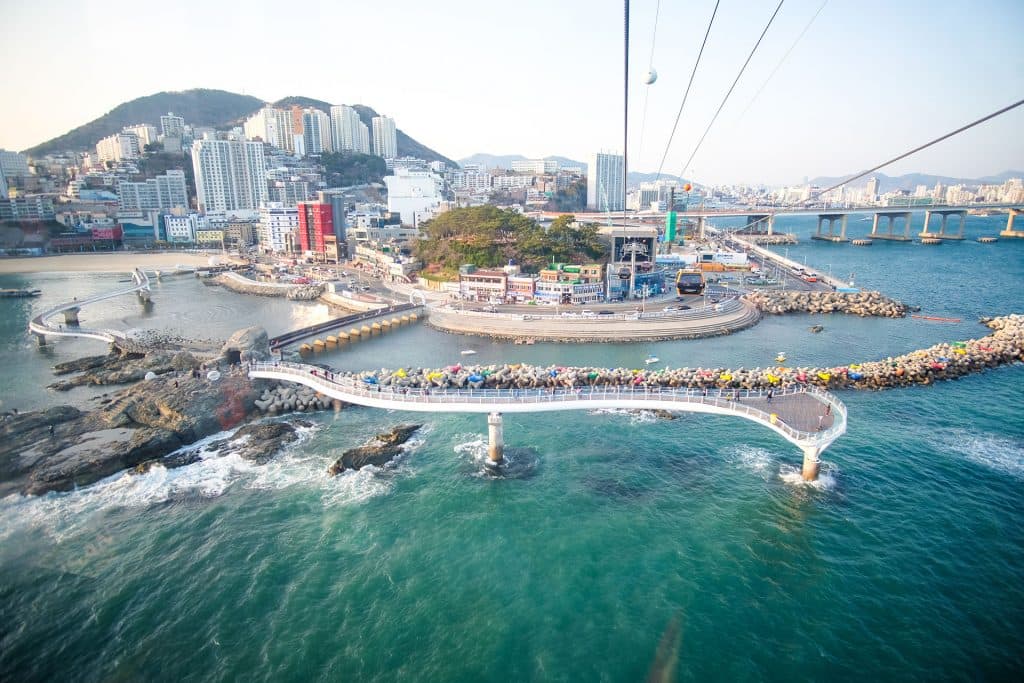 https://mdw-travel-data-us-east-1.s3.amazonaws.com/img/country/South-Korea/Songdo-Beach/img_01.jpg