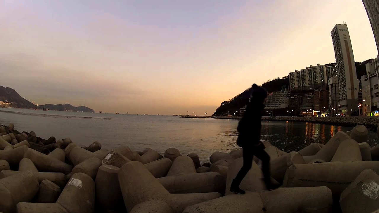 https://mdw-travel-data-us-east-1.s3.amazonaws.com/img/country/South-Korea/Songdo-Beach/img_02.jpg