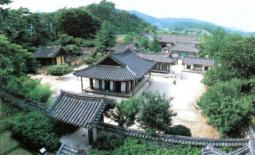 https://mdw-travel-data-us-east-1.s3.amazonaws.com/img/country/South-Korea/Sosu-Seowon/img_01.jpg