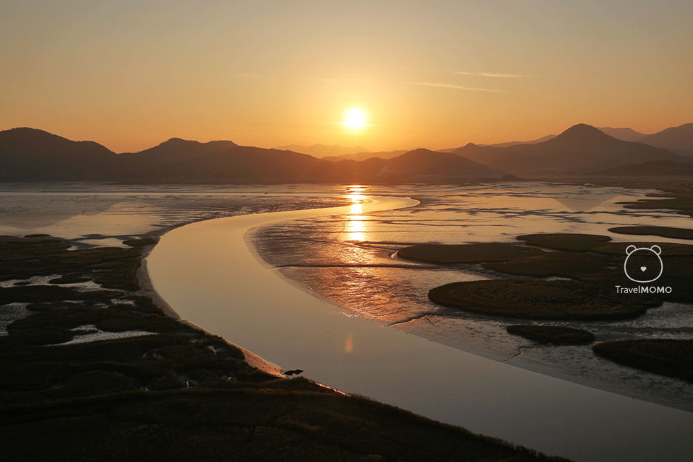 https://mdw-travel-data-us-east-1.s3.amazonaws.com/img/country/South-Korea/Suncheon-Bay-Reed-Marsh/img_03.jpg