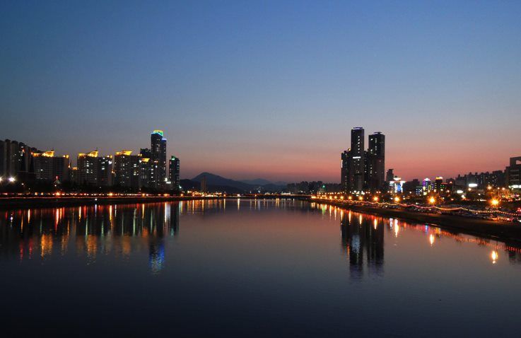 https://mdw-travel-data-us-east-1.s3.amazonaws.com/img/country/South-Korea/Taehwa-River-Citizens-Park/img_03.jpg