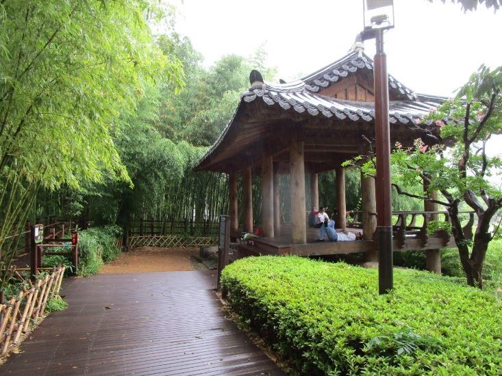 https://mdw-travel-data-us-east-1.s3.amazonaws.com/img/country/South-Korea/Taehwa-River-Seepri-Bamboo-Grove/img_02.jpg