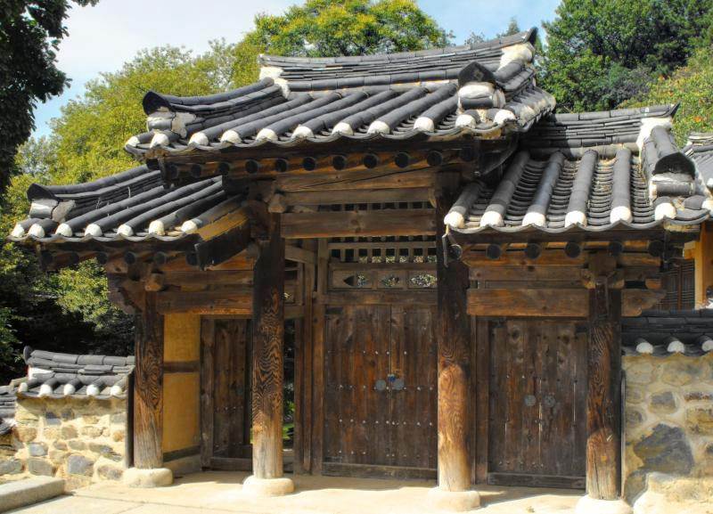 https://mdw-travel-data-us-east-1.s3.amazonaws.com/img/country/South-Korea/Uam-Folk-Village/img_02.jpg