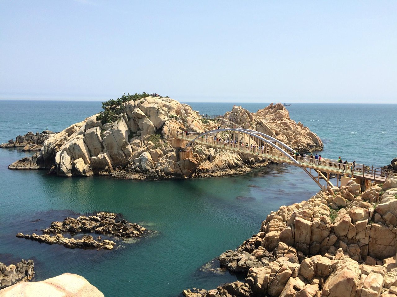 https://mdw-travel-data-us-east-1.s3.amazonaws.com/img/country/South-Korea/Ulsan-Streetcar/img_02.jpg