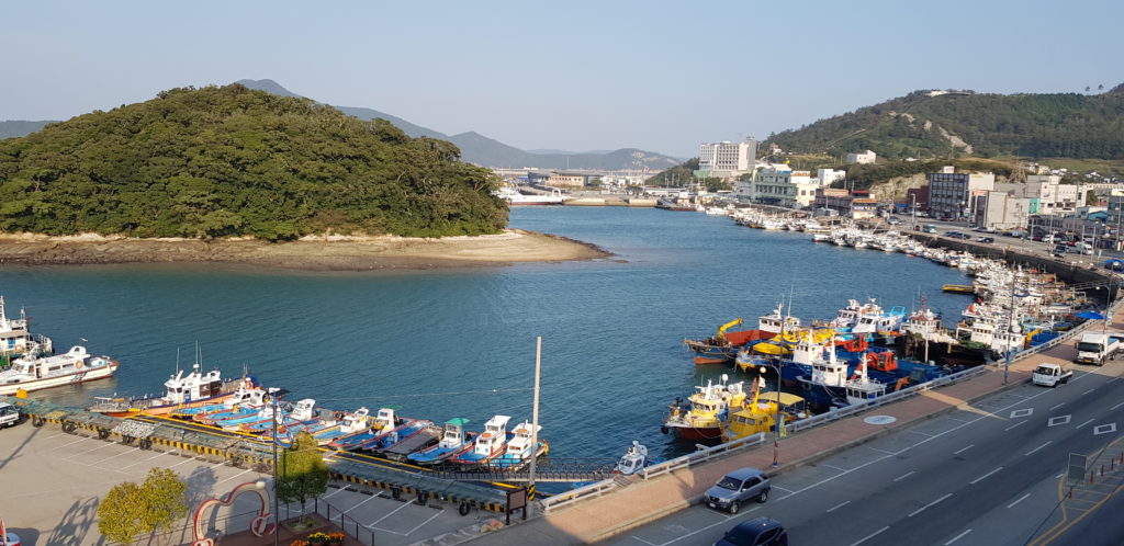 https://mdw-travel-data-us-east-1.s3.amazonaws.com/img/country/South-Korea/Wando-Tower/img_02.jpg