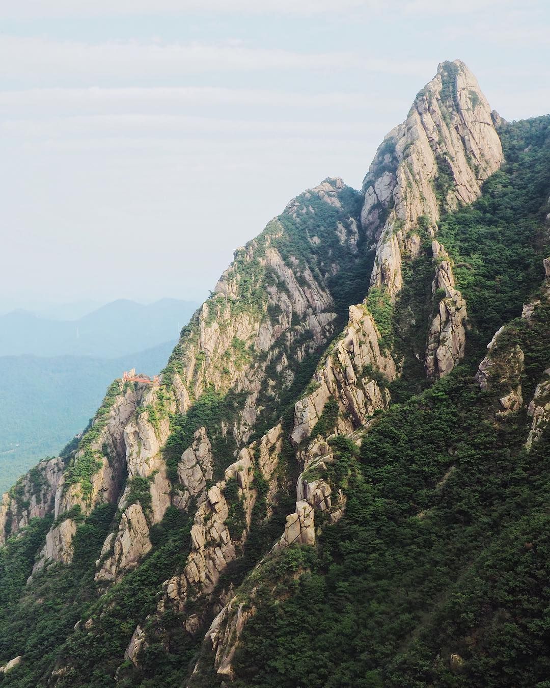 https://mdw-travel-data-us-east-1.s3.amazonaws.com/img/country/South-Korea/Wolchulsan-National-Park/img_02.jpg