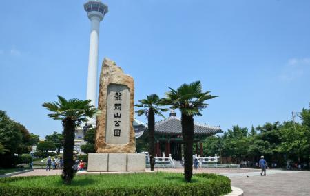 https://mdw-travel-data-us-east-1.s3.amazonaws.com/img/country/South-Korea/Yongdusan-Park/img_03.jpg