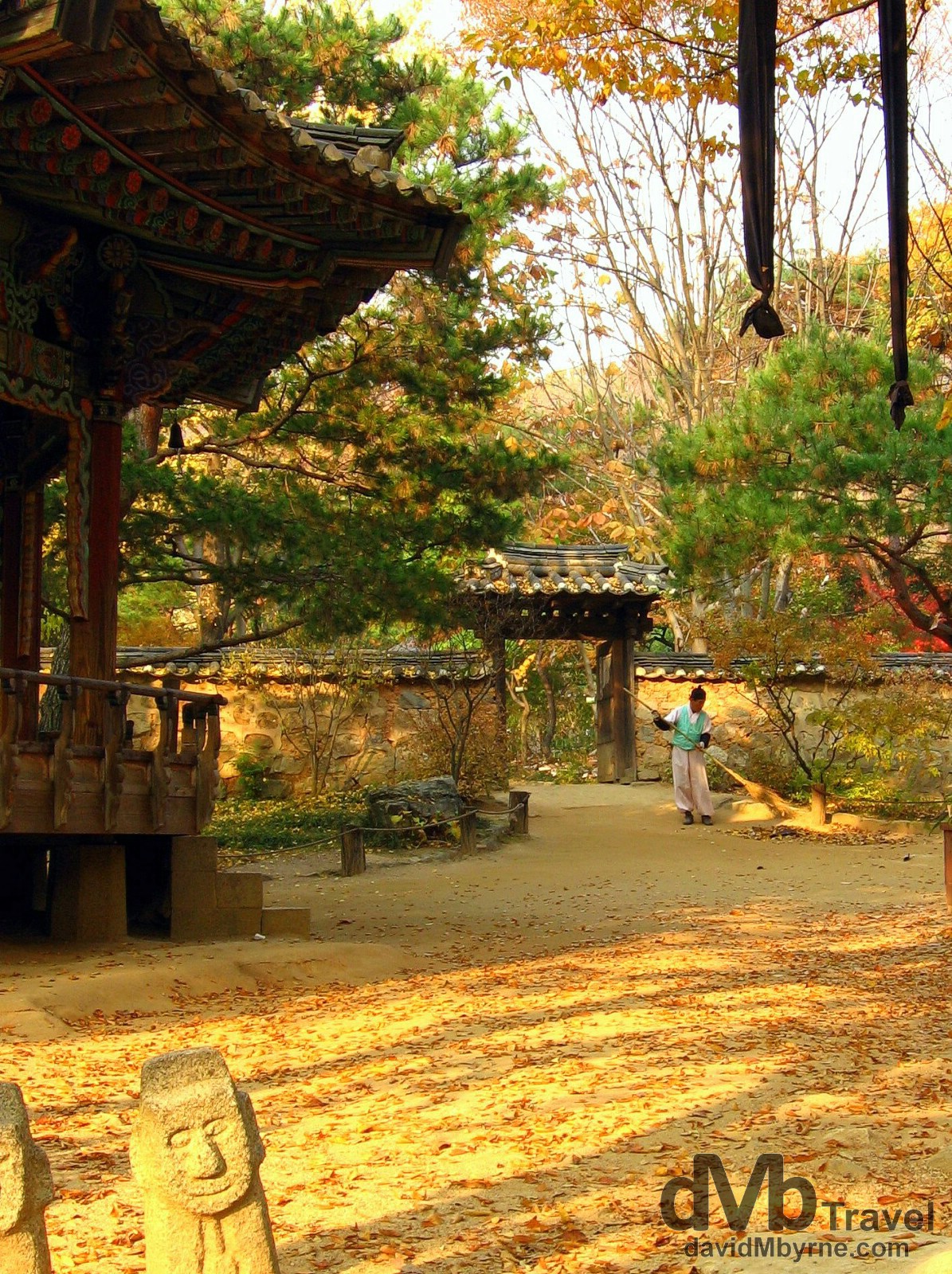 https://mdw-travel-data-us-east-1.s3.amazonaws.com/img/country/South-Korea/Yongin-Korean-Folk-Village/img_02.jpg