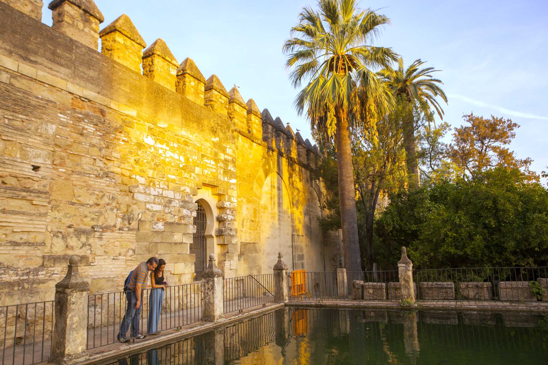https://mdw-travel-data-us-east-1.s3.amazonaws.com/img/country/Spain/Alcazar-de-los-Reyes-Cristianos/img_03.jpg