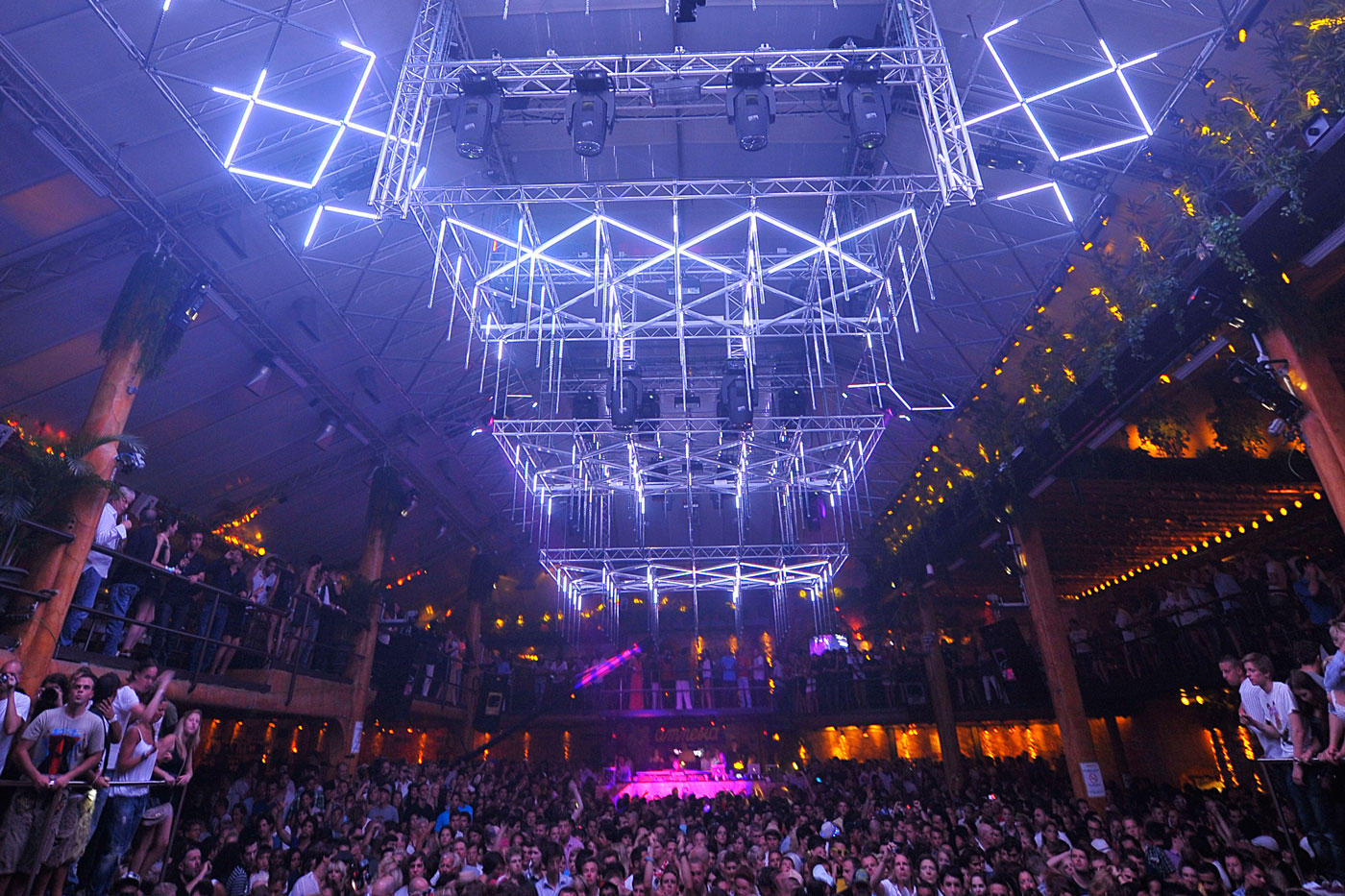 https://mdw-travel-data-us-east-1.s3.amazonaws.com/img/country/Spain/Amnesia-Ibiza/img_00.jpg