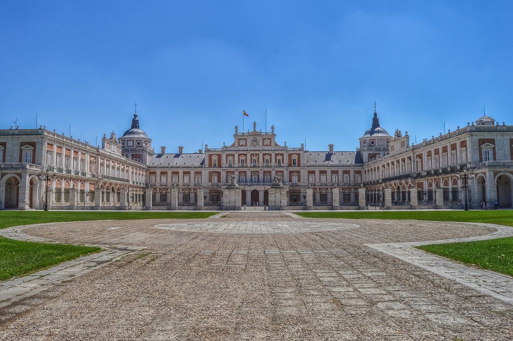https://mdw-travel-data-us-east-1.s3.amazonaws.com/img/country/Spain/Aranjuez-Cultural-Landscape/img_00.jpg