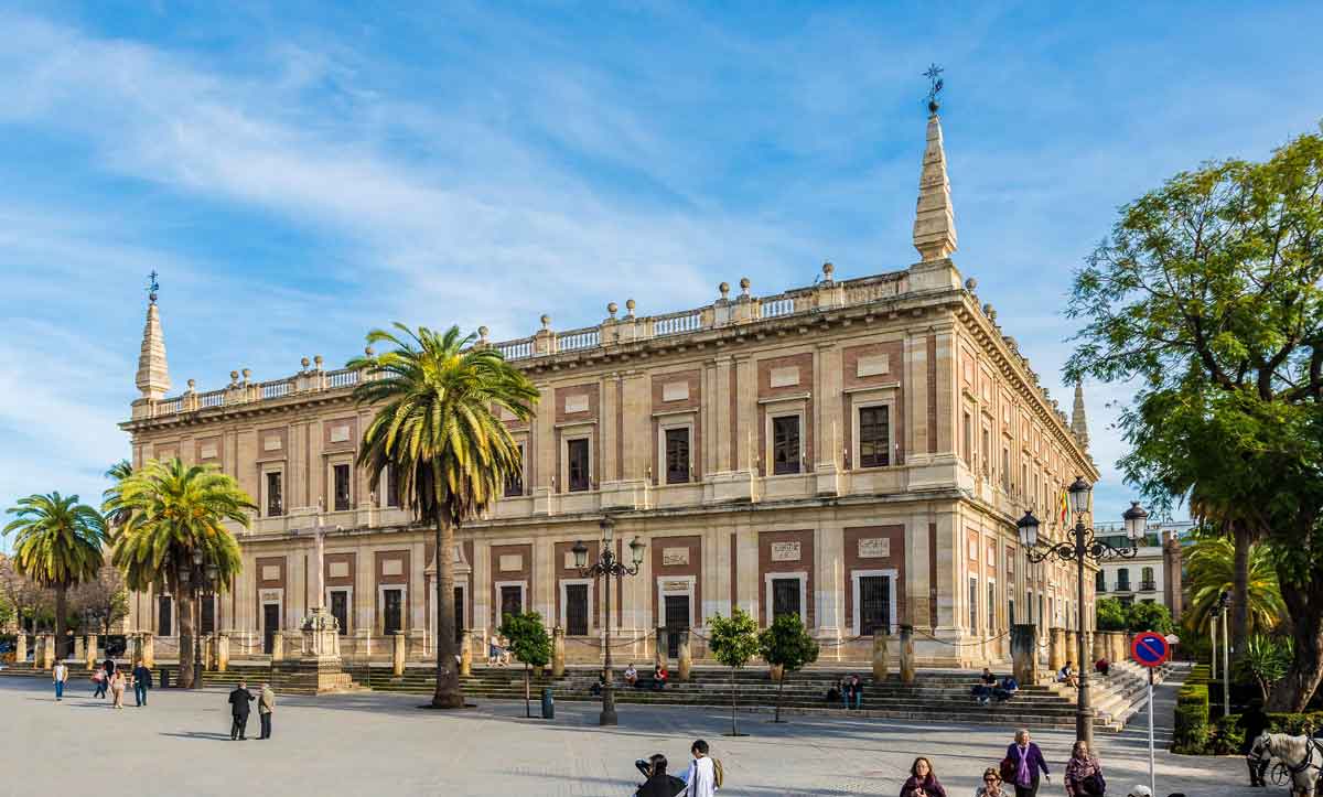 https://mdw-travel-data-us-east-1.s3.amazonaws.com/img/country/Spain/Archivo-de-Indias/img_01.jpg