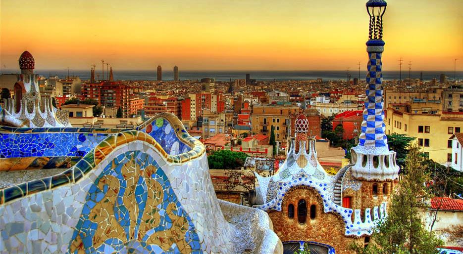 https://mdw-travel-data-us-east-1.s3.amazonaws.com/img/country/Spain/Barcelona-Cathedral/img_03.jpg