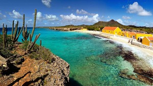 https://mdw-travel-data-us-east-1.s3.amazonaws.com/img/country/Spain/CC-Bonaire/img_04.jpg