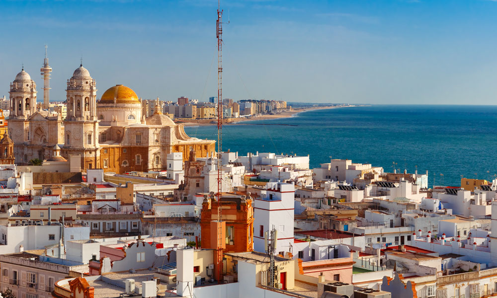 https://mdw-travel-data-us-east-1.s3.amazonaws.com/img/country/Spain/Cadiz-City-Hall/img_02.jpg
