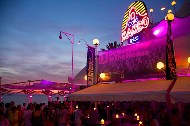 https://mdw-travel-data-us-east-1.s3.amazonaws.com/img/country/Spain/Cafe-Mambo/img_03.jpg