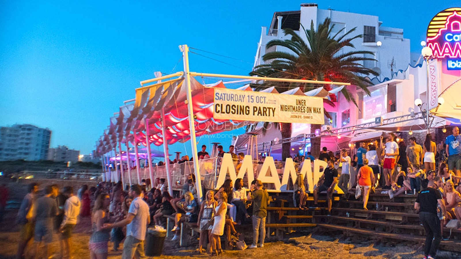 https://mdw-travel-data-us-east-1.s3.amazonaws.com/img/country/Spain/Cafe-Mambo/img_05.jpg