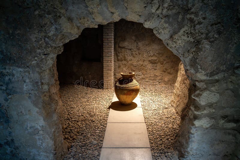 https://mdw-travel-data-us-east-1.s3.amazonaws.com/img/country/Spain/Caliphal-Baths/img_03.jpg