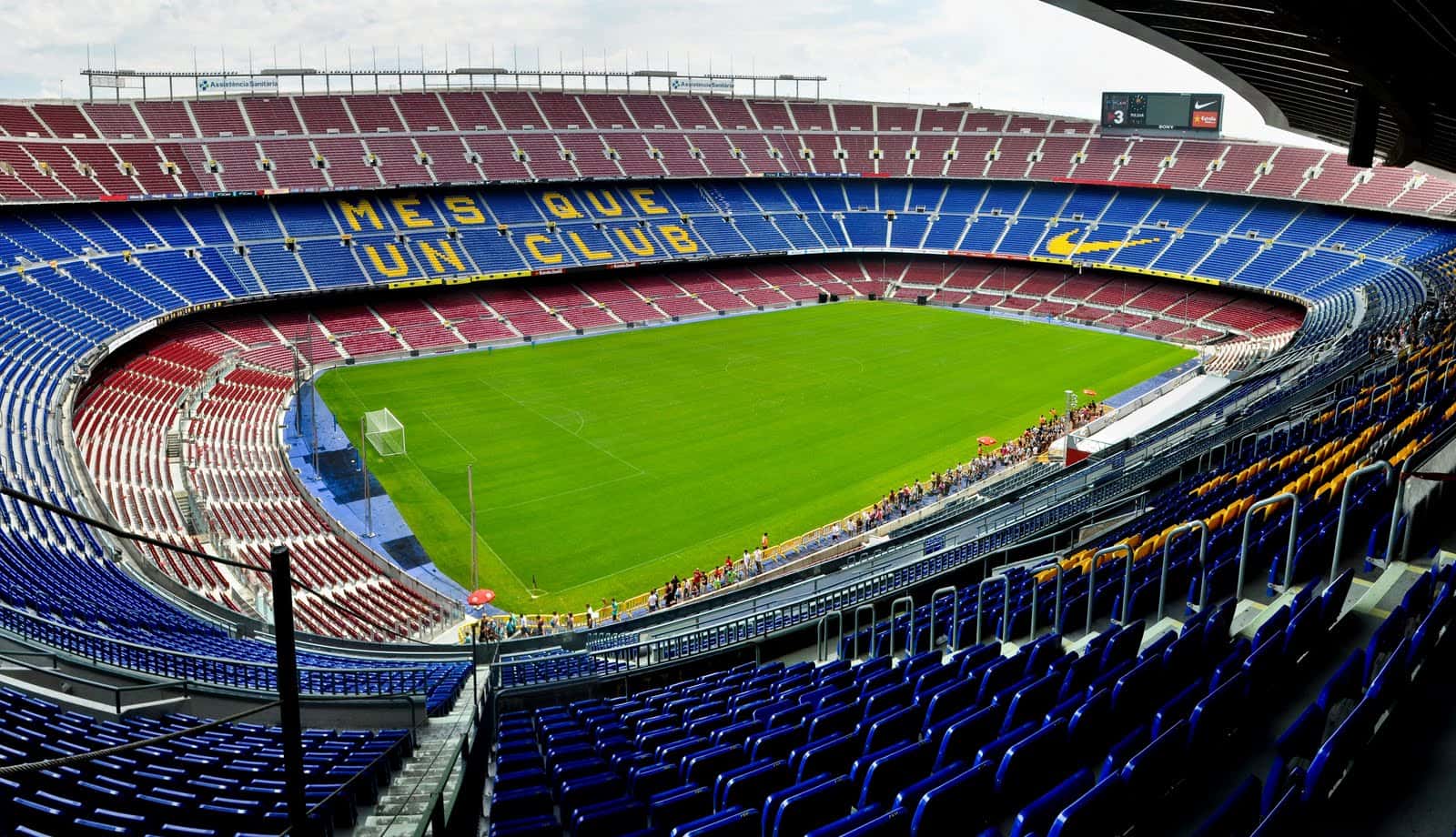 https://mdw-travel-data-us-east-1.s3.amazonaws.com/img/country/Spain/Camp-Nou/img_01.jpg