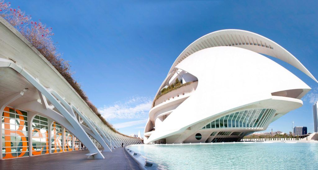 https://mdw-travel-data-us-east-1.s3.amazonaws.com/img/country/Spain/Campus-Stellae/img_04.jpg