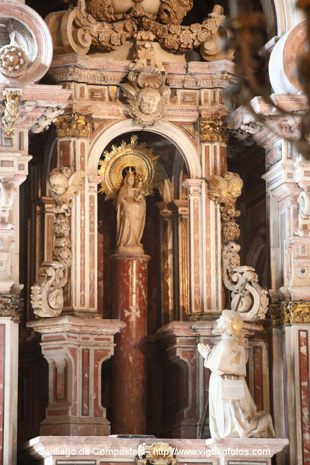 https://mdw-travel-data-us-east-1.s3.amazonaws.com/img/country/Spain/Capilla-del-Pilar/img_02.jpg