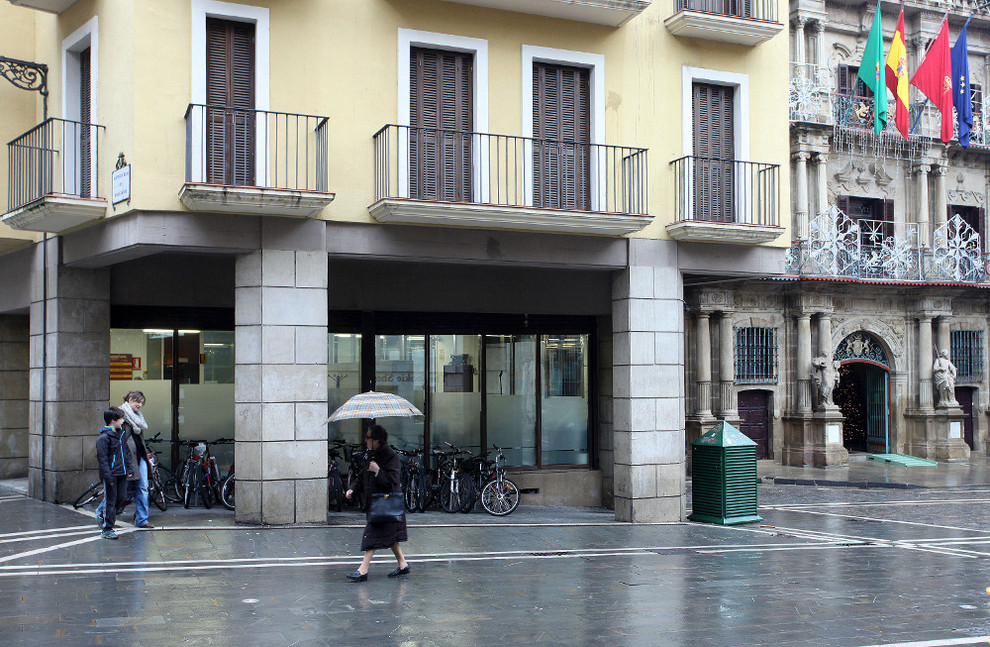 https://mdw-travel-data-us-east-1.s3.amazonaws.com/img/country/Spain/Casa-Seminario/img_03.jpg