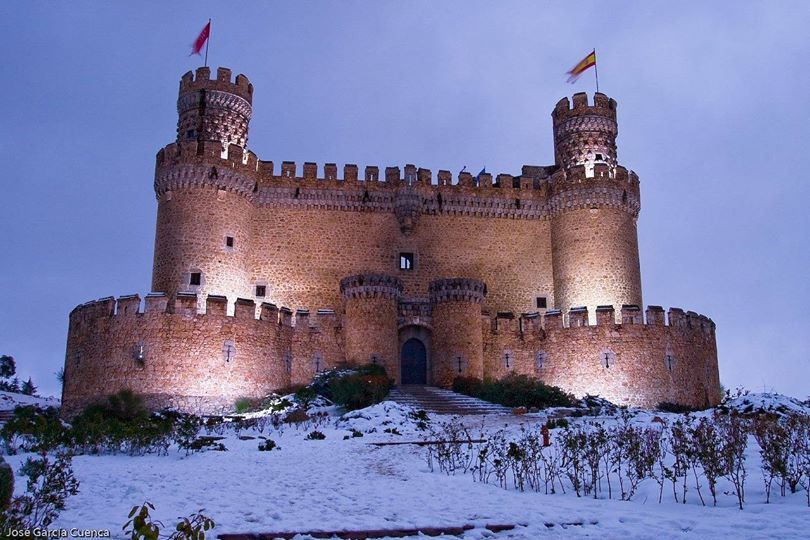 https://mdw-travel-data-us-east-1.s3.amazonaws.com/img/country/Spain/Castillo-de-Manzanares-el-Real/img_02.jpg