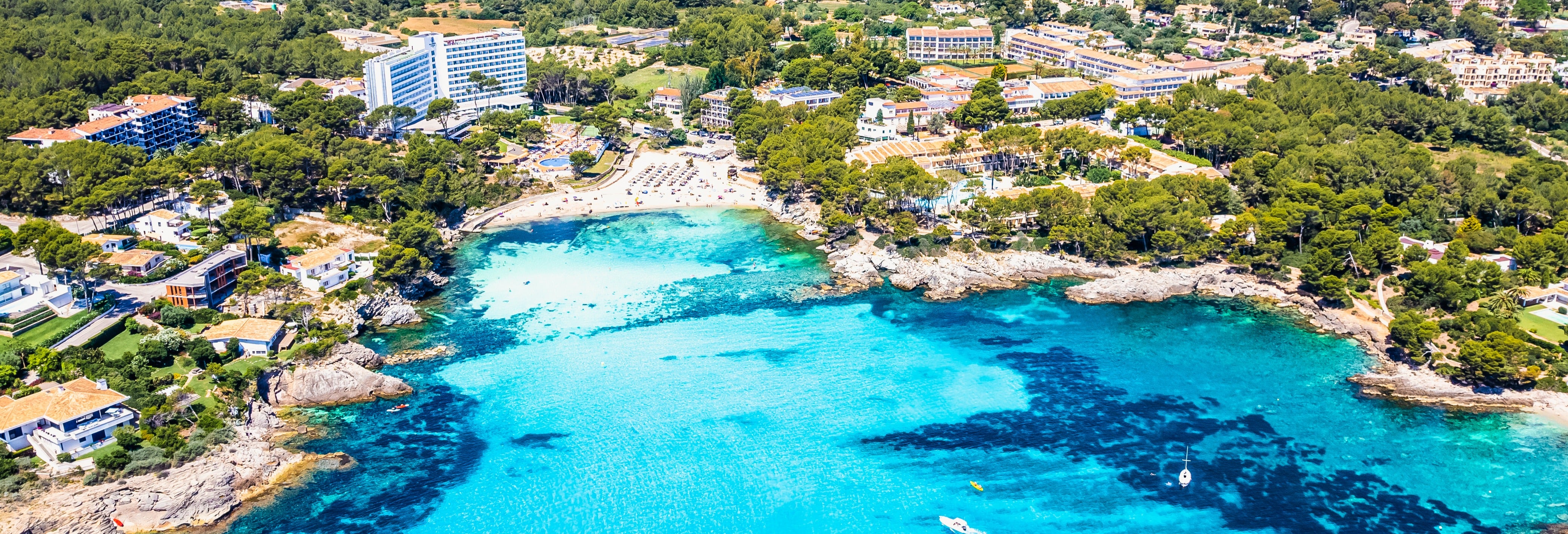 https://mdw-travel-data-us-east-1.s3.amazonaws.com/img/country/Spain/Castro-Sa-Font-de-sa-Cala/img_03.jpg