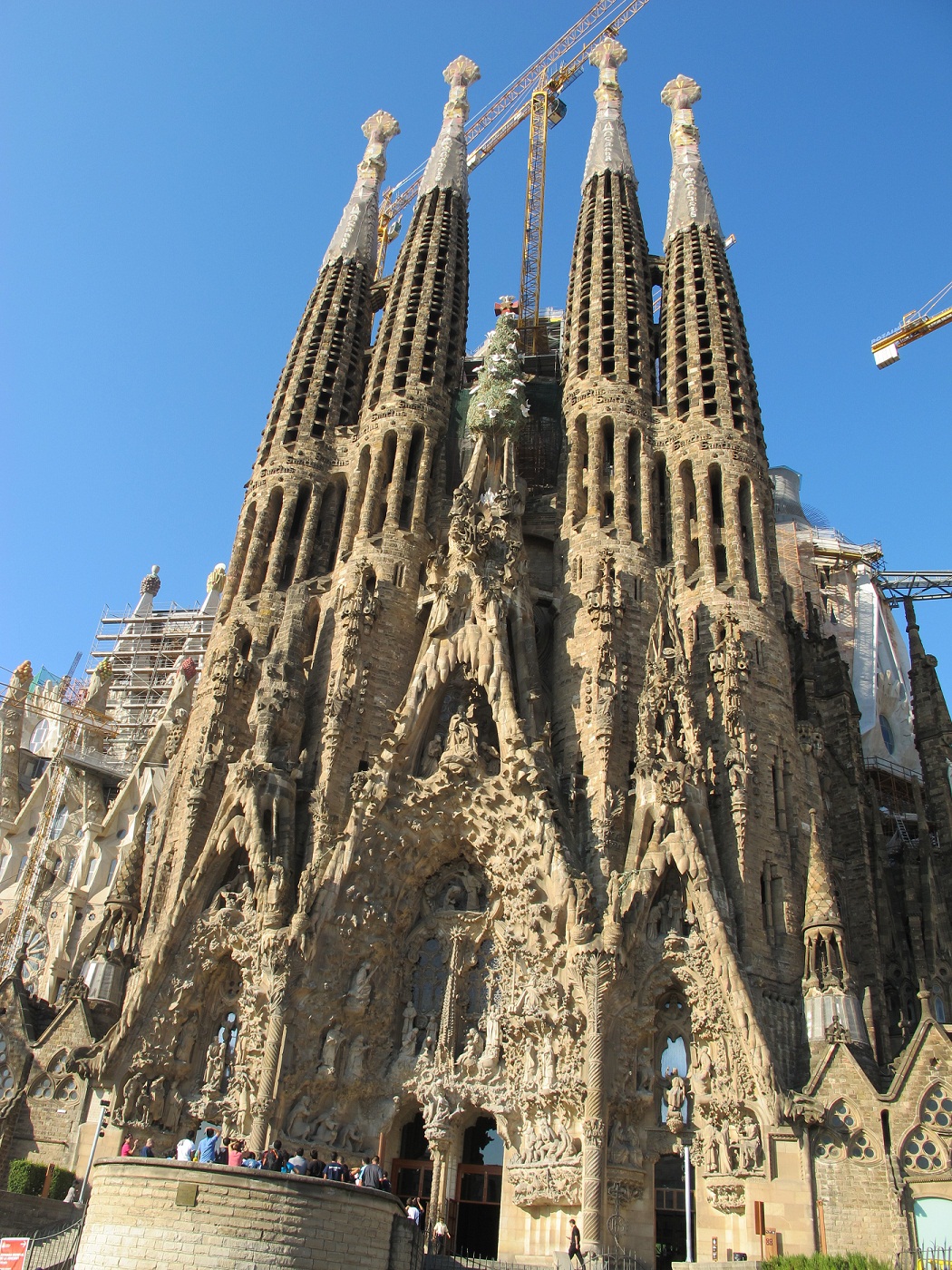 https://mdw-travel-data-us-east-1.s3.amazonaws.com/img/country/Spain/Centro-Botin/img_05.jpg