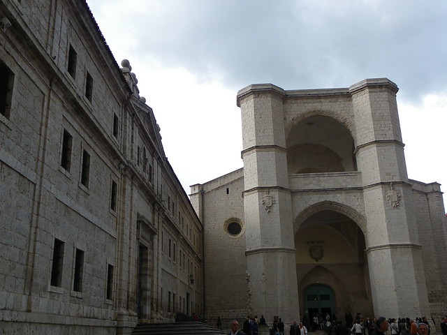 https://mdw-travel-data-us-east-1.s3.amazonaws.com/img/country/Spain/Church-of-San-Benito/img_04.jpg