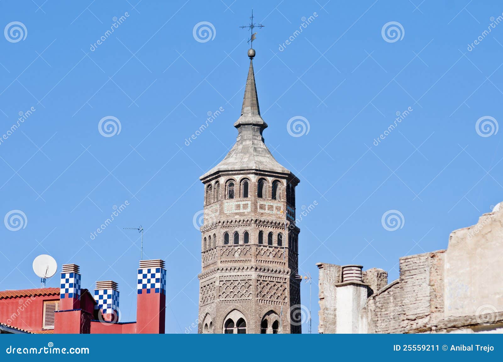 https://mdw-travel-data-us-east-1.s3.amazonaws.com/img/country/Spain/Church-of-San-Pablo/img_02.jpg