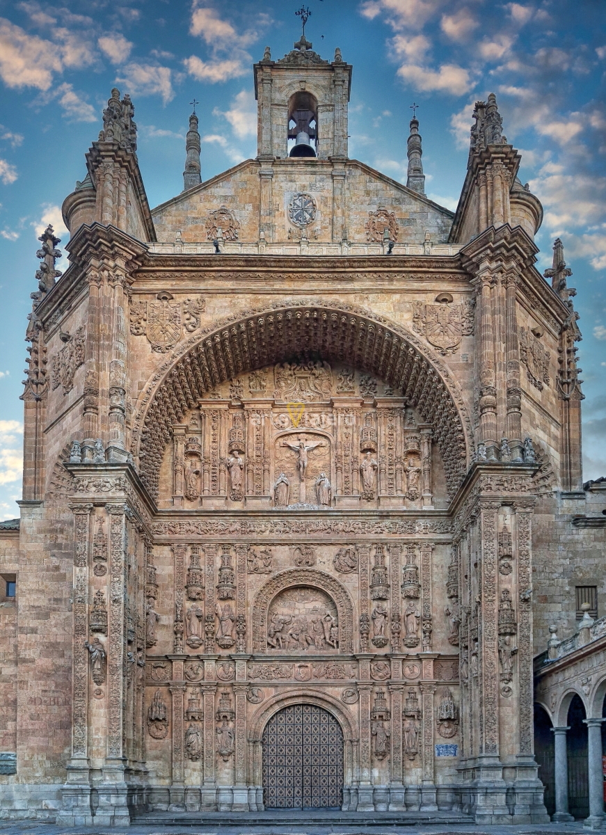https://mdw-travel-data-us-east-1.s3.amazonaws.com/img/country/Spain/Convento-de-San-Esteban/img_01.jpg