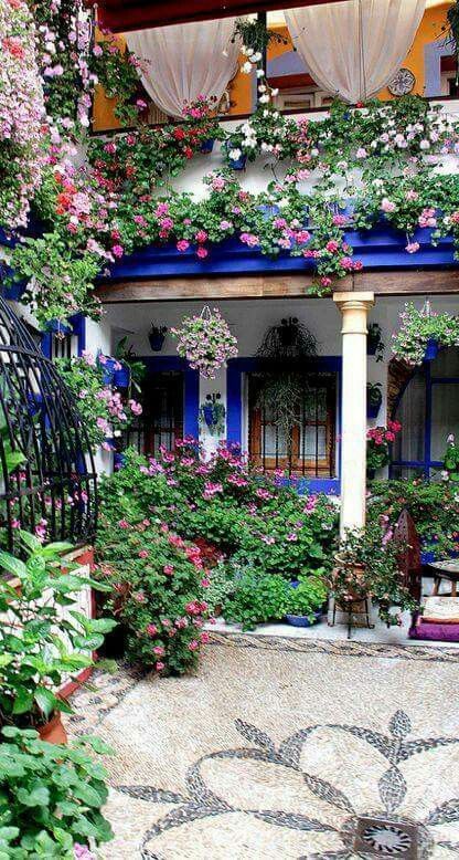 https://mdw-travel-data-us-east-1.s3.amazonaws.com/img/country/Spain/Cordoba-Botanical-Gardens/img_01.jpg