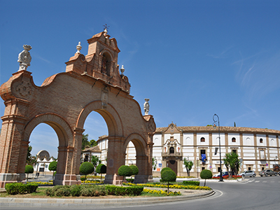 https://mdw-travel-data-us-east-1.s3.amazonaws.com/img/country/Spain/Cordoba-Bullring/img_01.jpg