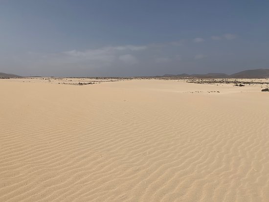 https://mdw-travel-data-us-east-1.s3.amazonaws.com/img/country/Spain/Corralejo-Natural-Park/img_03.jpg