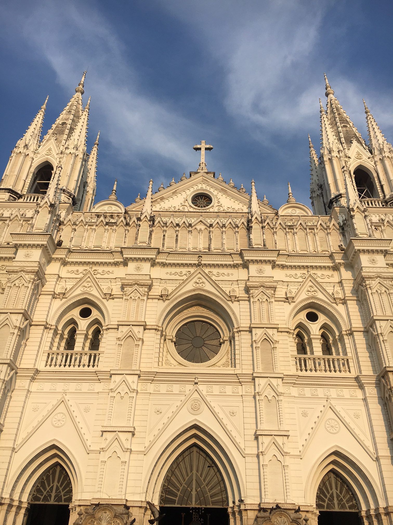https://mdw-travel-data-us-east-1.s3.amazonaws.com/img/country/Spain/Del-Salvador-Church/img_02.jpg