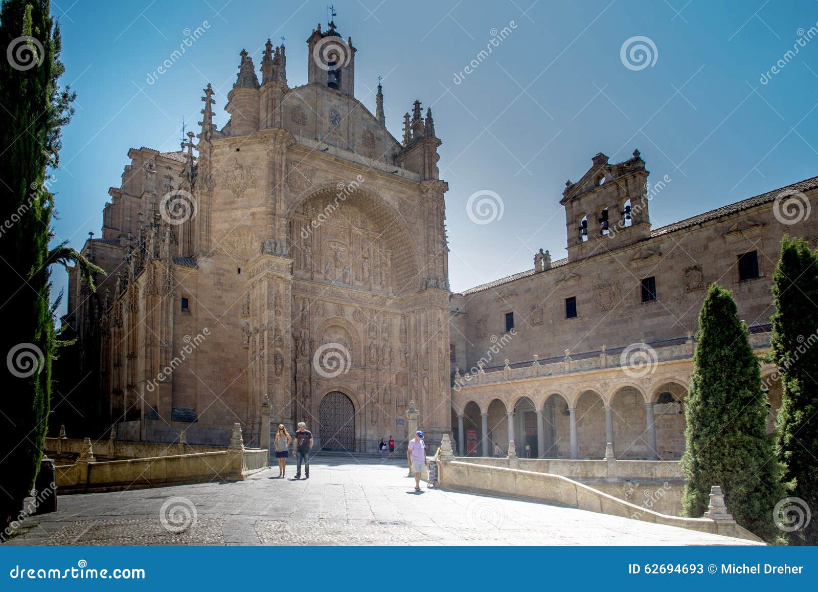https://mdw-travel-data-us-east-1.s3.amazonaws.com/img/country/Spain/Dominican-Convent-of-San-Esteban/img_02.jpg