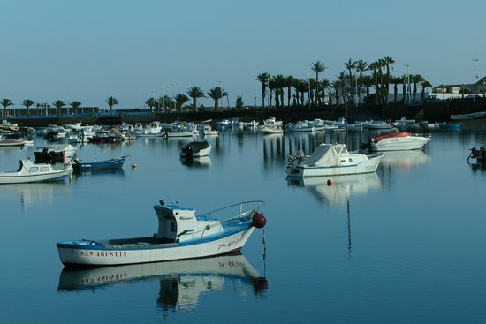 https://mdw-travel-data-us-east-1.s3.amazonaws.com/img/country/Spain/El-Charco-de-San-Gines/img_03.jpg