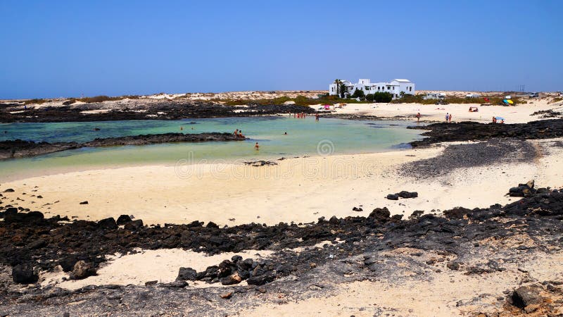 https://mdw-travel-data-us-east-1.s3.amazonaws.com/img/country/Spain/El-Cotillo-Beach-&-Lagoons/img_04.jpg