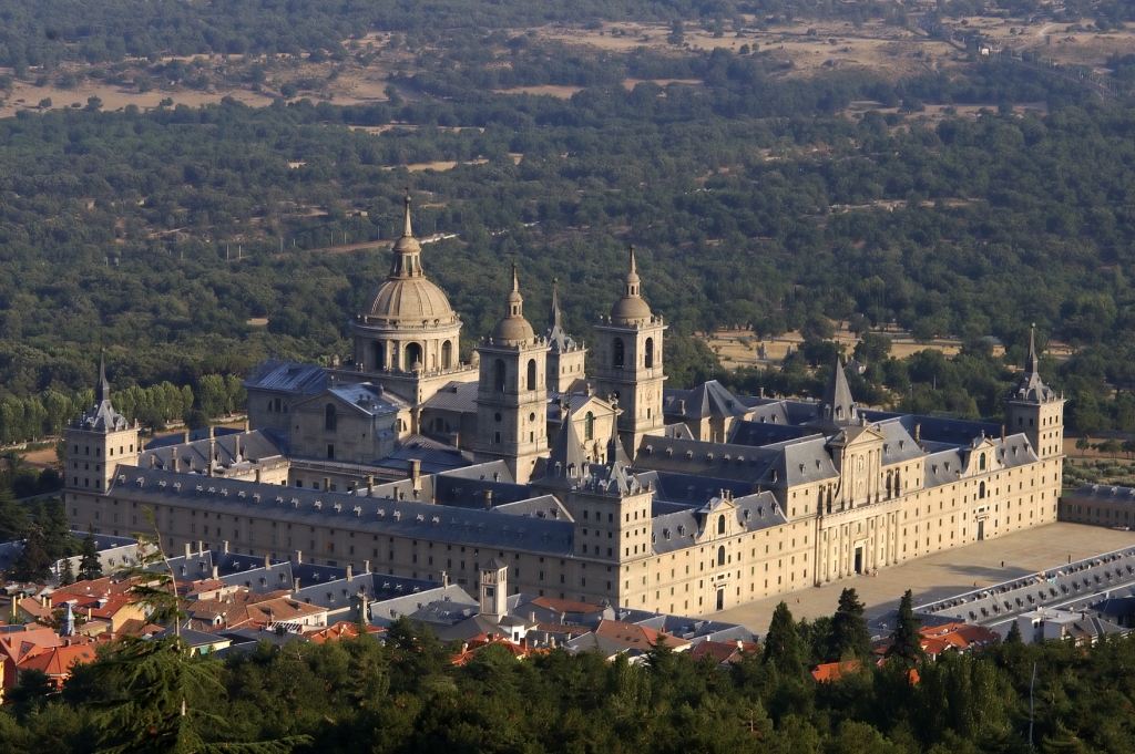 https://mdw-travel-data-us-east-1.s3.amazonaws.com/img/country/Spain/El-Escorial/img_01.jpg