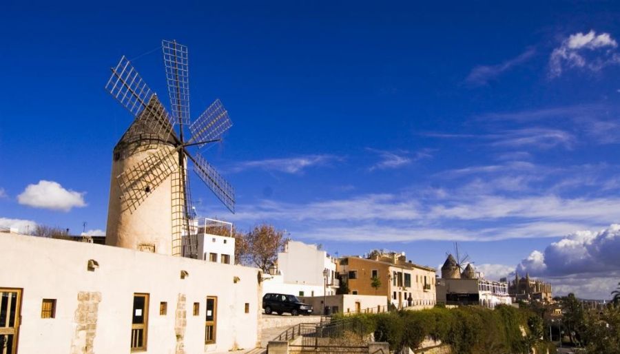 https://mdw-travel-data-us-east-1.s3.amazonaws.com/img/country/Spain/Es-Jonquet/img_03.jpg