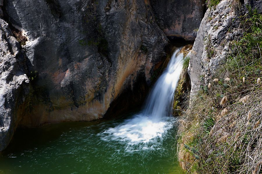 https://mdw-travel-data-us-east-1.s3.amazonaws.com/img/country/Spain/Font-Roja-Natural-Park/img_02.jpg