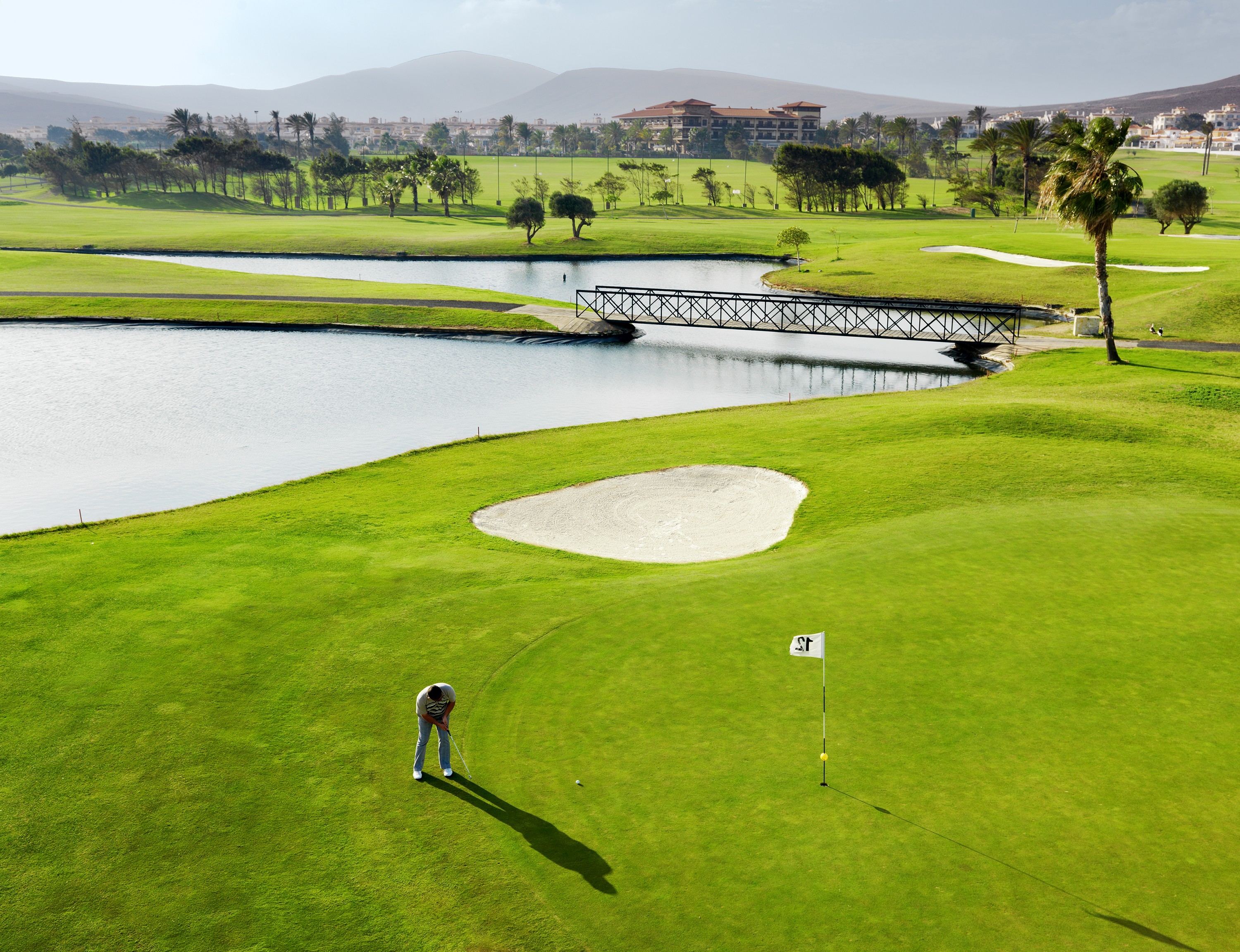 https://mdw-travel-data-us-east-1.s3.amazonaws.com/img/country/Spain/Fuerteventura-Golf-Club/img_02.jpg