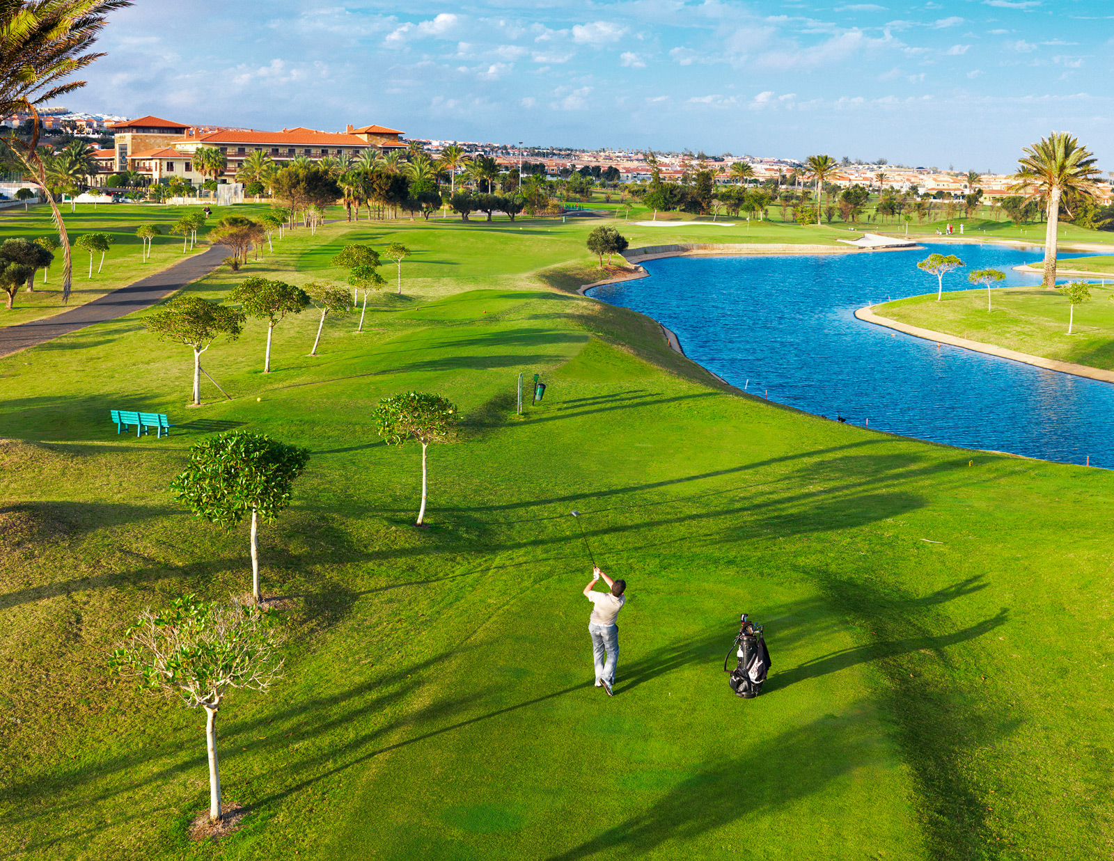 https://mdw-travel-data-us-east-1.s3.amazonaws.com/img/country/Spain/Fuerteventura-Golf-Club/img_05.jpg