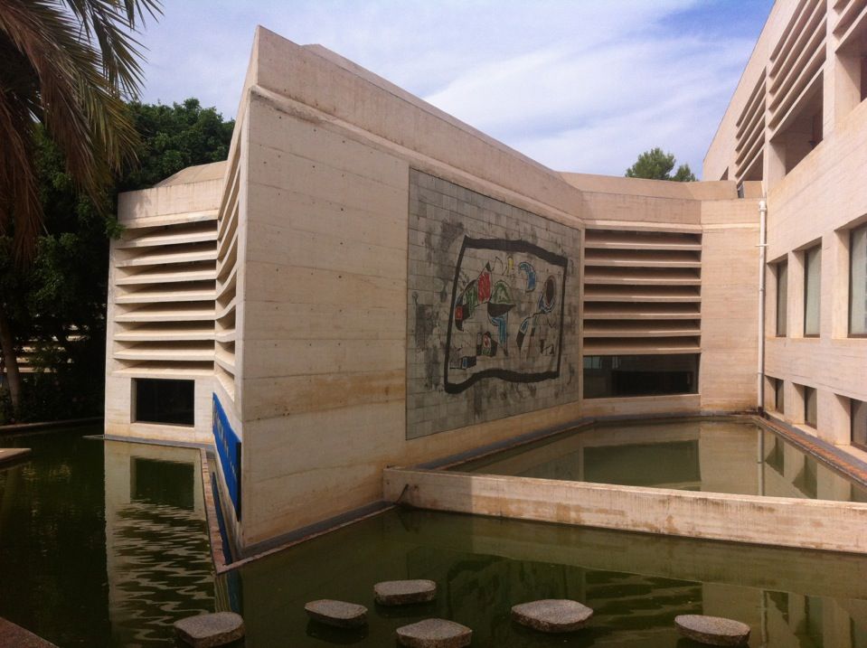 https://mdw-travel-data-us-east-1.s3.amazonaws.com/img/country/Spain/Fundacio-Pilar-i-Joan-Miro-a-Mallorca/img_03.jpg