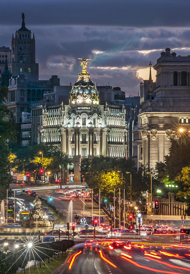 https://mdw-travel-data-us-east-1.s3.amazonaws.com/img/country/Spain/Gran-Via/img_03.jpg