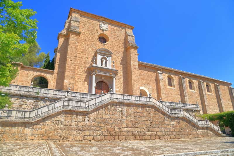 https://mdw-travel-data-us-east-1.s3.amazonaws.com/img/country/Spain/Granada-Charterhouse/img_05.jpg